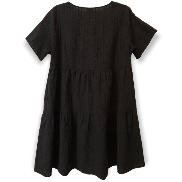 A New Day Midi Dress Short Sleeve Tiered Seersucker Black NEW Size Medium - Picture 2 of 9